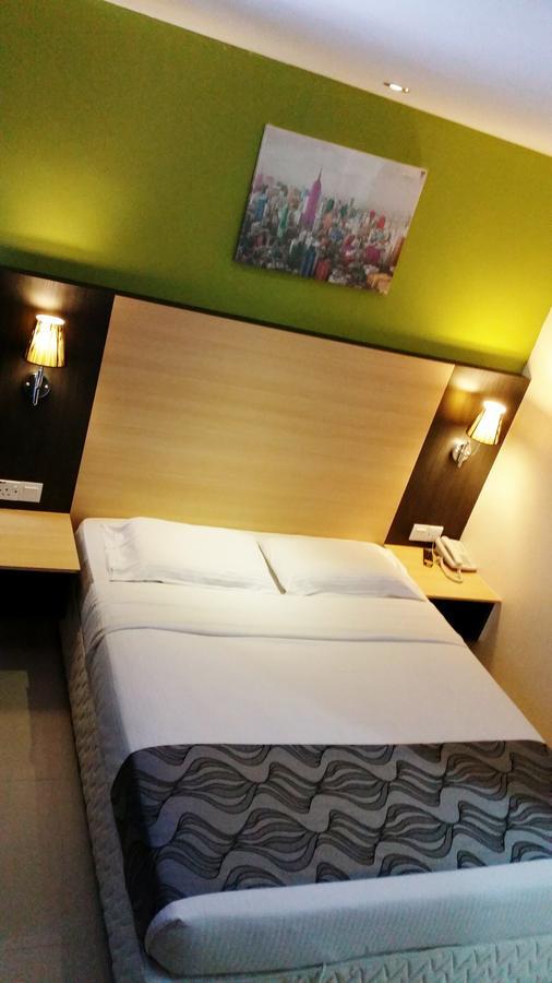 Oyo 786 The Citilite Hotel Kuantan Dış mekan fotoğraf